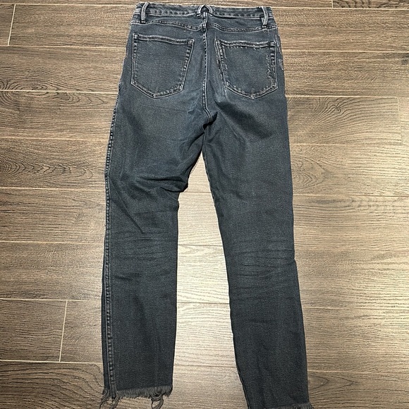 Good American straight blue jeans with frayed hem - Picture 2 of 4